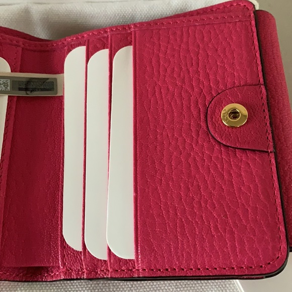 👏SOLD on IG👏Chloe Bifold Wallet - Picture 9 of 11